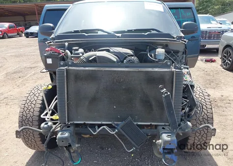 2011 Chevrolet Silverado 1500 Lt z USA, uszkodzony, nr VIN 3GCPKSE38BG391453